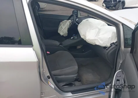 2011 Toyota Prius z USA, uszkodzony, nr VIN JTDKN3DUXB1440569